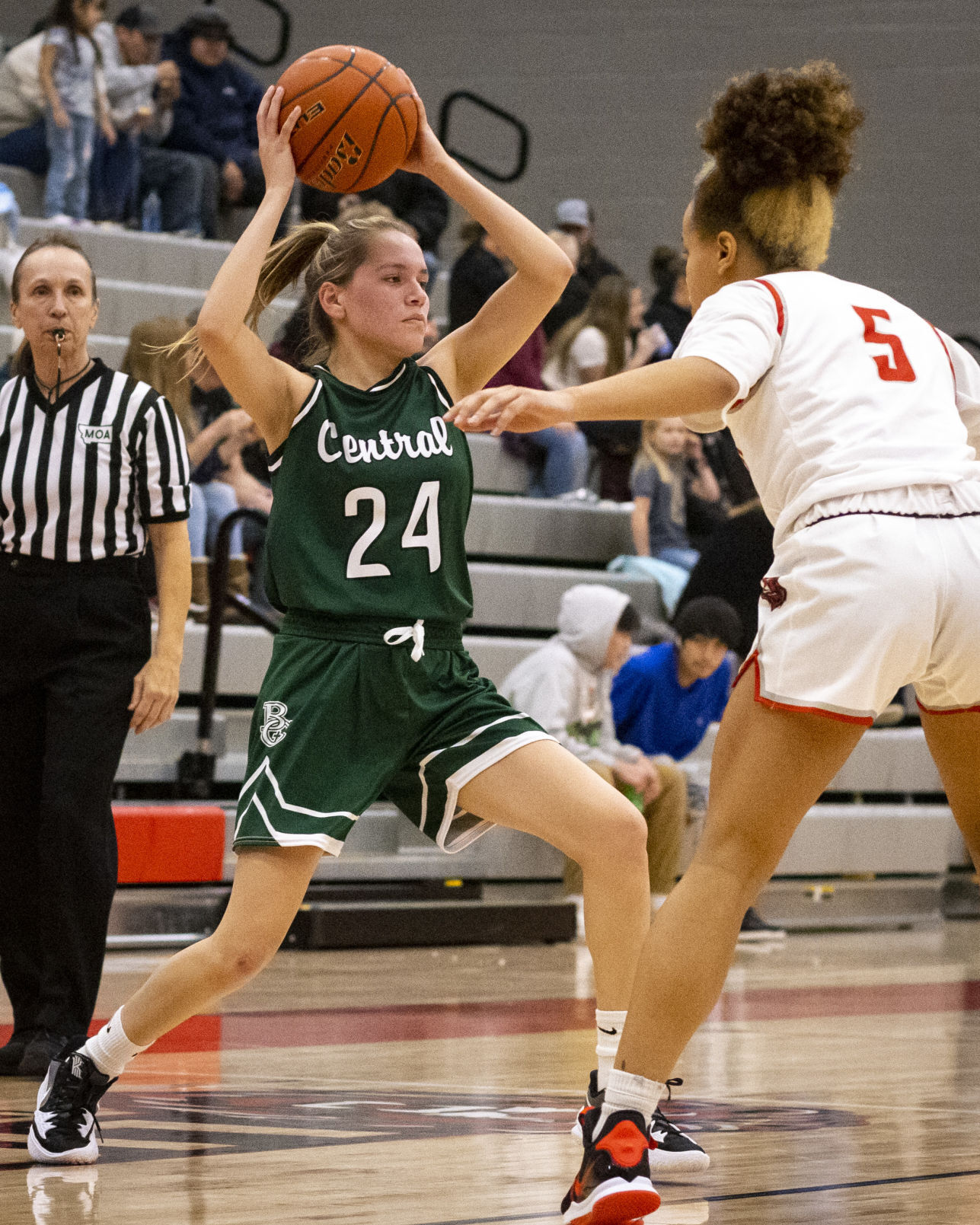 010422-spt-CentralVsLockwoodGirls04msc.jpg